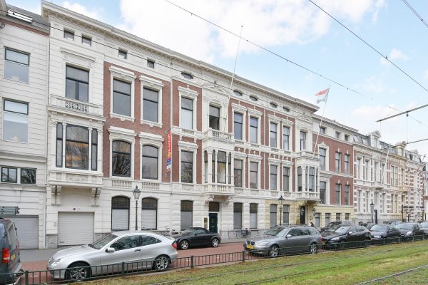 (Nederlands) Koninginnegracht 62 Den Haag (“Imperial Offices”)